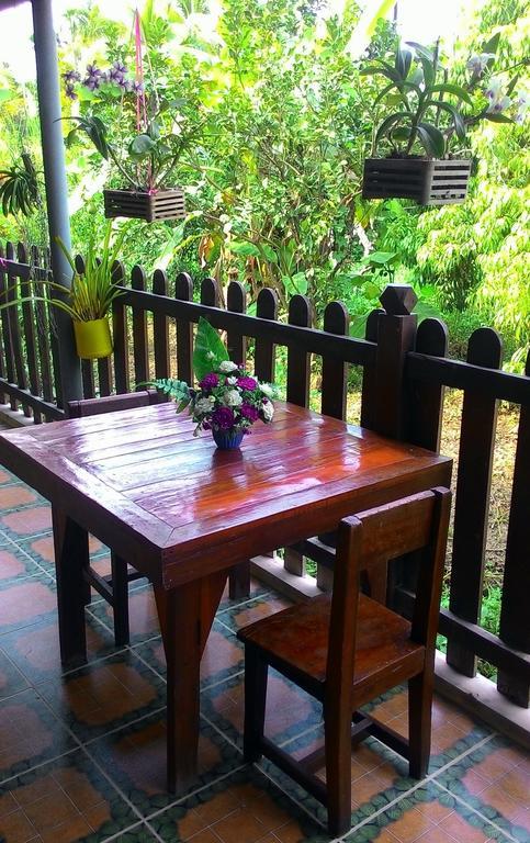 Albergue Baan Benjathip Amphawa Habitación foto