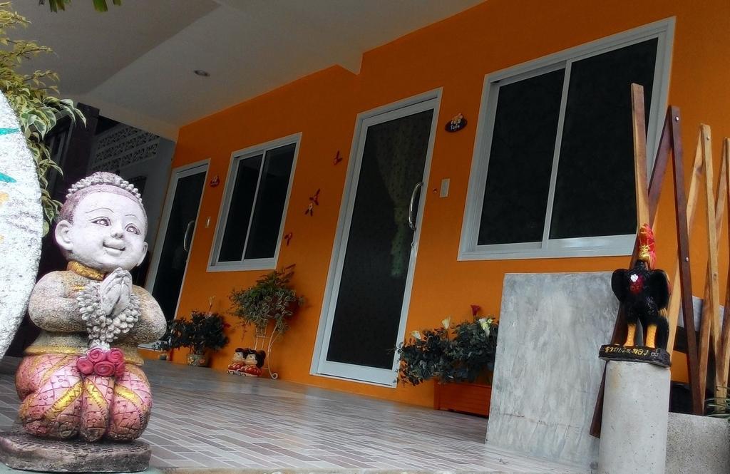 Albergue Baan Benjathip Amphawa Habitación foto