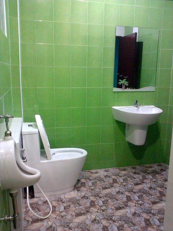 Albergue Baan Benjathip Amphawa Habitación foto